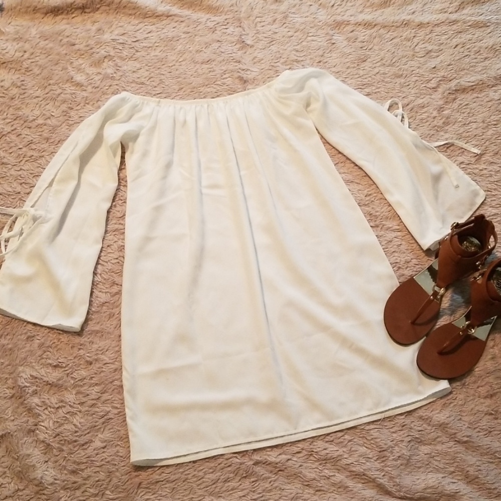 Off the shoulder white dress with split sleeve